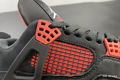 CT8527- Functional 7204 4 501 Thunder Retro Red Jordan 0803